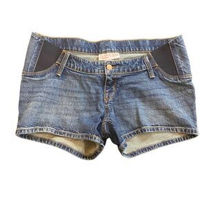 Isabel Maternity by Ingrid & Isabel  stretch bands midi short jean shorts size 4